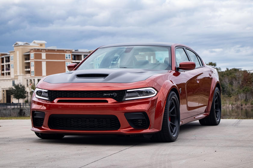 2022-dodge-charger-hellcat-front